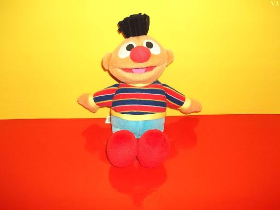 jucarii personaj din desene animate ernie de plus nou - Pret | Preturi jucarii personaj din desene animate ernie de plus nou