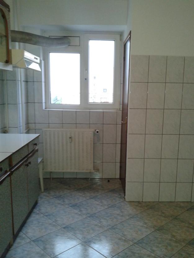 Panduri,vanzare apartament 3 camere,decomandat,renovat - Pret | Preturi Panduri,vanzare apartament 3 camere,decomandat,renovat