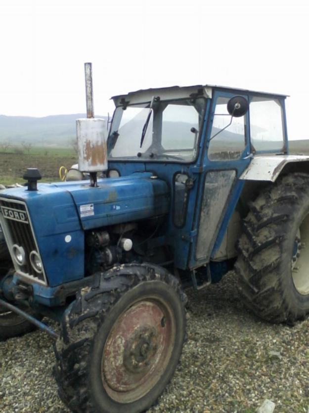 Tractor Ford 60 cp in 3 Pistone Import - Pret | Preturi Tractor Ford 60 cp in 3 Pistone Import