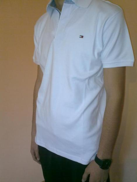 TRICOURI TOMMY HILFIGER ,POLO SI LACOSTE -70 RON - Pret | Preturi TRICOURI TOMMY HILFIGER ,POLO SI LACOSTE -70 RON