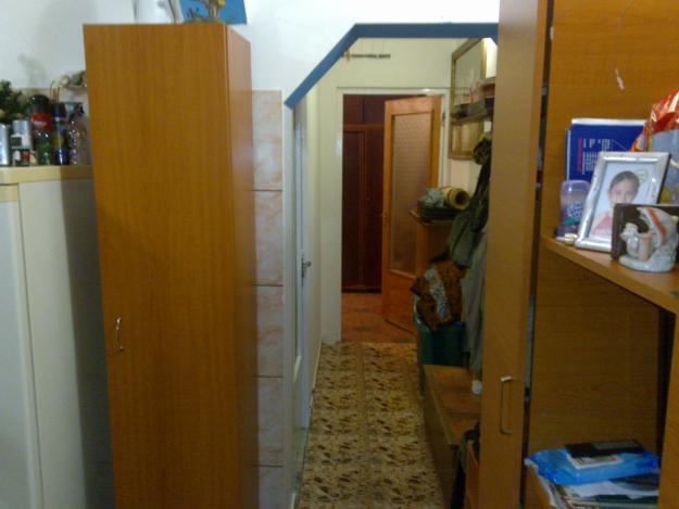 PROPIETAR;vind apartament 3 camere confort 36 mp MALL VITAN - Pret | Preturi PROPIETAR;vind apartament 3 camere confort 36 mp MALL VITAN