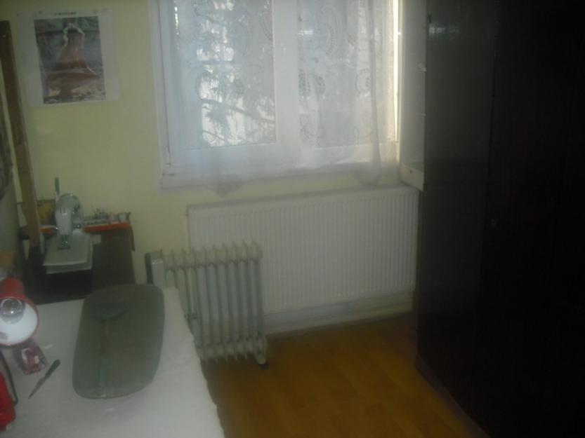 Apartament 3 camere semidecomandat, etajul 1, Sibiu - Luptei - Pret | Preturi Apartament 3 camere semidecomandat, etajul 1, Sibiu - Luptei