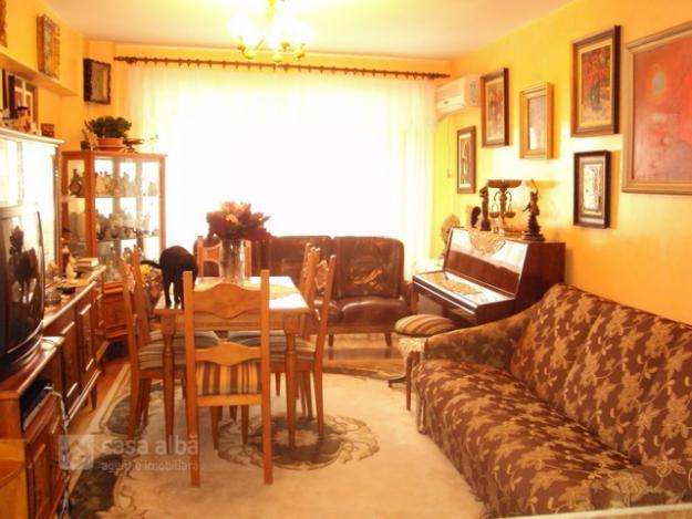 Apartament 4 camere Gara 88.000 euro - Pret | Preturi Apartament 4 camere Gara 88.000 euro