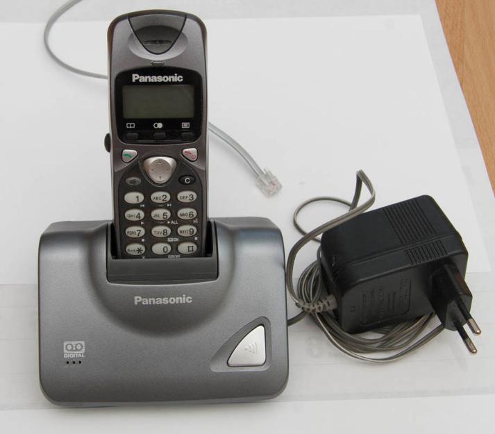 Telefon cordless Panasonic dect TCD KX-725BX - Pret | Preturi Telefon cordless Panasonic dect TCD KX-725BX