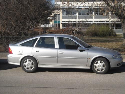 cumpar opel vectra b gri-argintiu - Pret | Preturi cumpar opel vectra b gri-argintiu