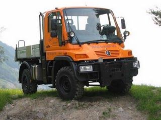 Mercedes UNIMOG U 300 Nou complet echipat pentru deszapeire Unimog de vanzare - Pret | Preturi Mercedes UNIMOG U 300 Nou complet echipat pentru deszapeire Unimog de vanzare