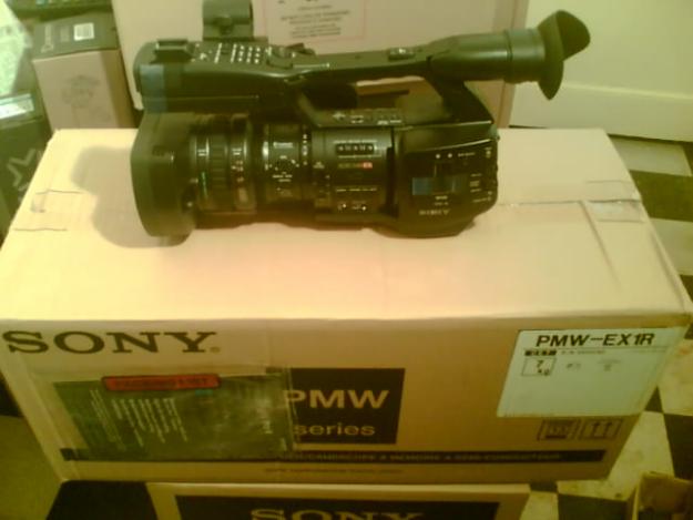 Sony PMW-EX1R XDCAM, VIDEOCAMERA BROADCAST & PROSUMER - Pret | Preturi Sony PMW-EX1R XDCAM, VIDEOCAMERA BROADCAST & PROSUMER