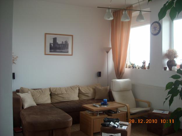 Vand sau schimb apartament 3 camere cf 1 cu o vedere panoramica asupra orasului - Pret | Preturi Vand sau schimb apartament 3 camere cf 1 cu o vedere panoramica asupra orasului