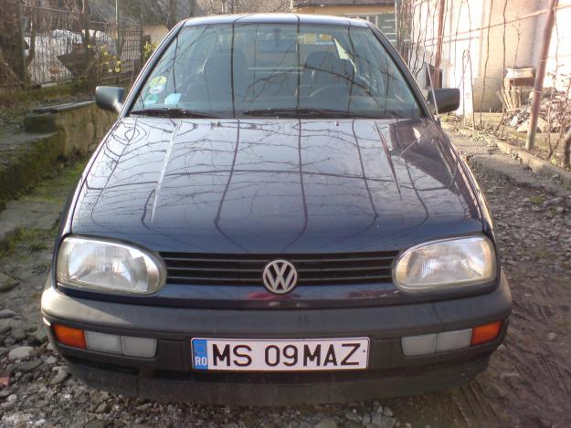 Vand VW GOLF 3, AN FABRICATIE 1995, MOTOR: 1400cm3 BENZINA - Pret | Preturi Vand VW GOLF 3, AN FABRICATIE 1995, MOTOR: 1400cm3 BENZINA