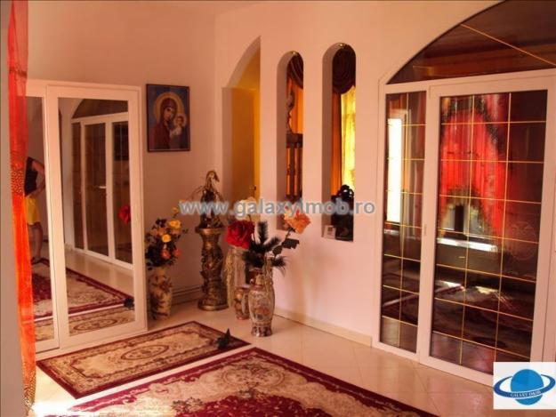 Casa / Vila - 6 camere Damaroaia - Pret | Preturi Casa / Vila - 6 camere Damaroaia