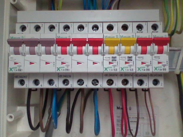 Electrician interventii rapide si montaje noi 0765664150 - Pret | Preturi Electrician interventii rapide si montaje noi 0765664150