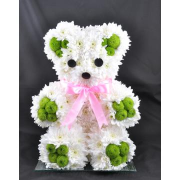 Aranjament floral sub forma de urs - Pret | Preturi Aranjament floral sub forma de urs