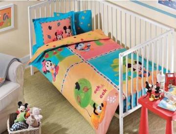 Lenjerie de pat pentru bebelusi Tac Disney Mickey Baby Garden - Pret | Preturi Lenjerie de pat pentru bebelusi Tac Disney Mickey Baby Garden
