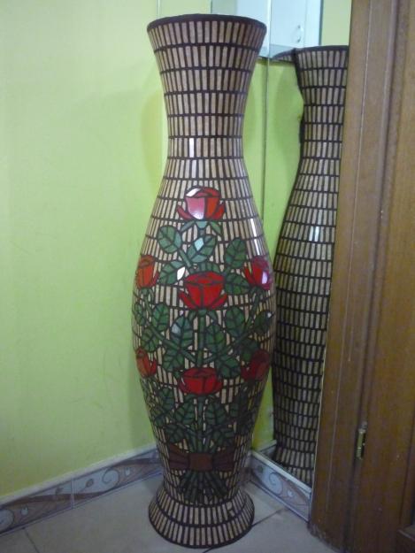 Vaze unicat manufacturate din mozaic - Pret | Preturi Vaze unicat manufacturate din mozaic