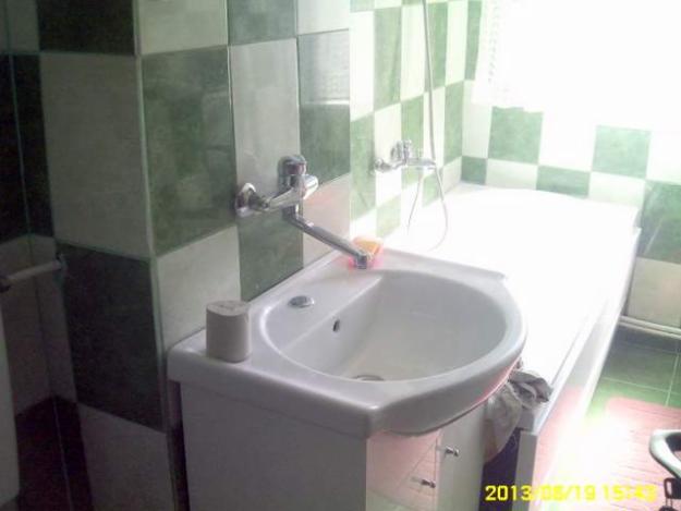 Bacau - Ofer spre inchiriere apartament 2 camere, decomandat, Zona Piata Sud, mobilat - Pret | Preturi Bacau - Ofer spre inchiriere apartament 2 camere, decomandat, Zona Piata Sud, mobilat