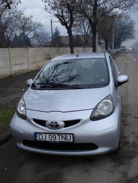 Vand Toyota Aygo, 5750 € negociabil - Pret | Preturi Vand Toyota Aygo, 5750 € negociabil