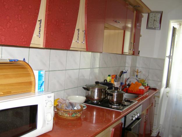 Apartament 3 camere, decomandat, zona Big - Pret | Preturi Apartament 3 camere, decomandat, zona Big