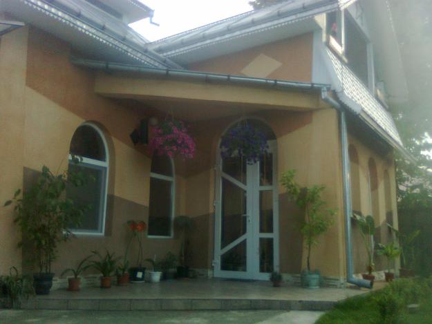 vand casa dorohoi centru - Pret | Preturi vand casa dorohoi centru