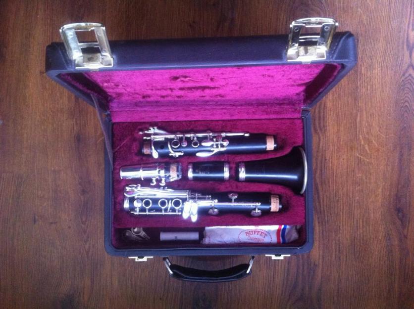 Clarinet profesional BUFFET CRAMPON-R.C. stare excelenta! - Pret | Preturi Clarinet profesional BUFFET CRAMPON-R.C. stare excelenta!