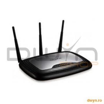 Router Wireless 4 Porturi 450Mbps Dual-Band Gigabit, 802.11n Draft 2.0, 3 antene detasabile, 1 port - Pret | Preturi Router Wireless 4 Porturi 450Mbps Dual-Band Gigabit, 802.11n Draft 2.0, 3 antene detasabile, 1 port