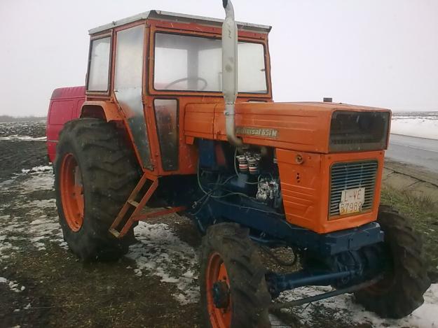 tractor u651 4x4 recent adus spania 18500 ron - Pret | Preturi tractor u651 4x4 recent adus spania 18500 ron