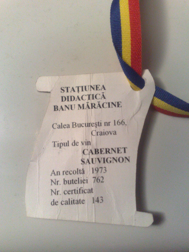 Vand 1x Sticla de vin de colectie Cabernet Sauvignon din 1973 - Pret | Preturi Vand 1x Sticla de vin de colectie Cabernet Sauvignon din 1973