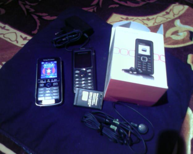 OKAZIIE==== VAND DOUA TELEFOANE - Pret | Preturi OKAZIIE==== VAND DOUA TELEFOANE