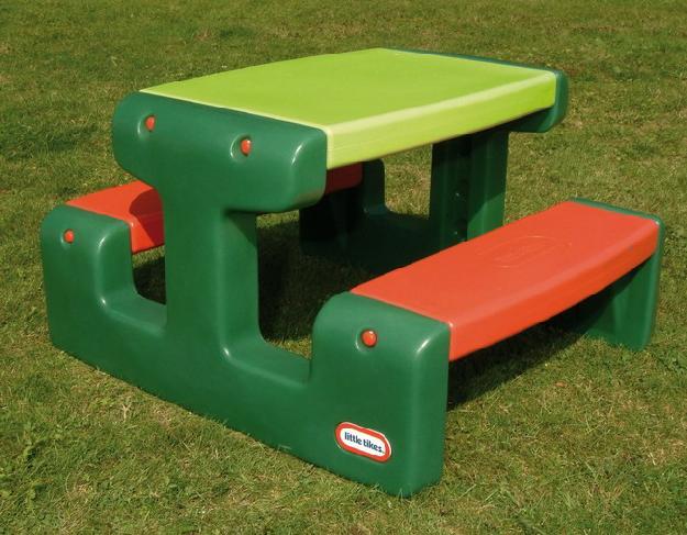 Masa picnic cu bancheta 4 copii (verde, rosu) / 2 - 5 ani - Pret | Preturi Masa picnic cu bancheta 4 copii (verde, rosu) / 2 - 5 ani