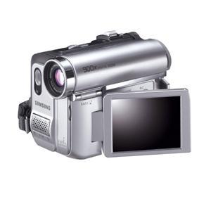 VAND URGENT CAMERA VIDEO SAMSUNG CU TELECOMANDA. - Pret | Preturi VAND URGENT CAMERA VIDEO SAMSUNG CU TELECOMANDA.