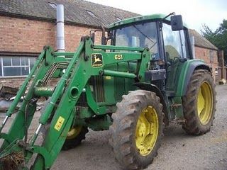 Tractor incarcator frontal John Deere 6400 100 Cp 1995 de vanzare second hand import stare buna pret bun - Pret | Preturi Tractor incarcator frontal John Deere 6400 100 Cp 1995 de vanzare second hand import stare buna pret bun