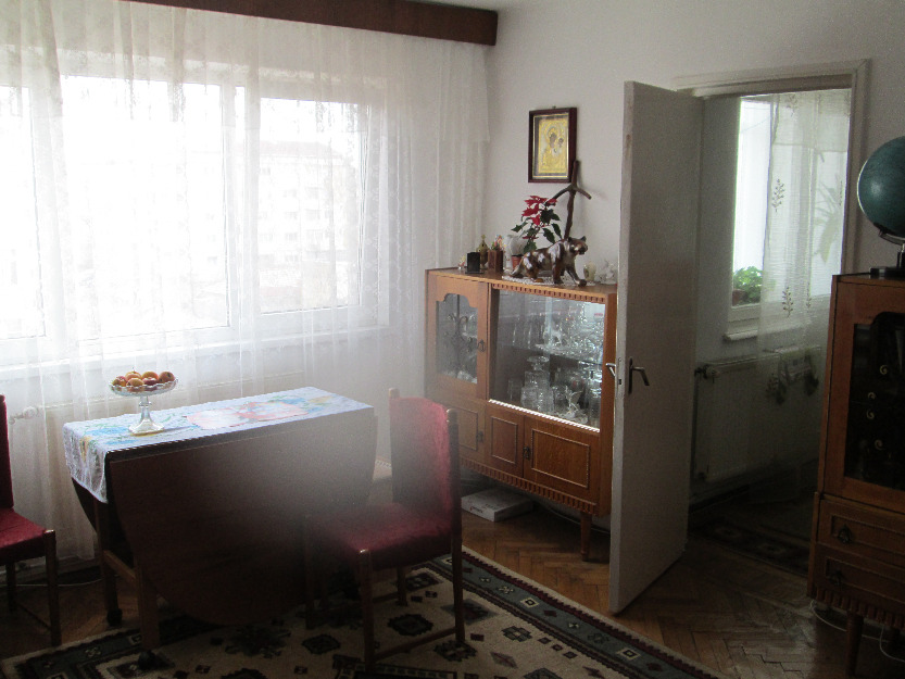 Apartament cu 2 nedecomandat - Pret | Preturi Apartament cu 2 nedecomandat