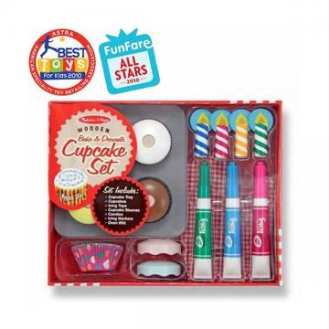 Melissa&amp;Doug - Set de joaca Decoreaza briosele - Pret | Preturi Melissa&amp;Doug - Set de joaca Decoreaza briosele