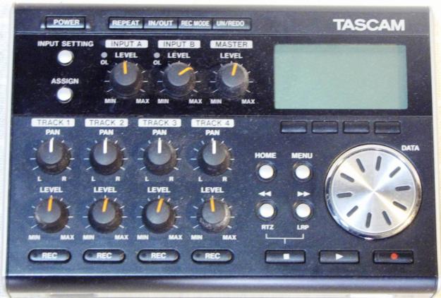 recorder audio Tascam DP-004 - Pret | Preturi recorder audio Tascam DP-004