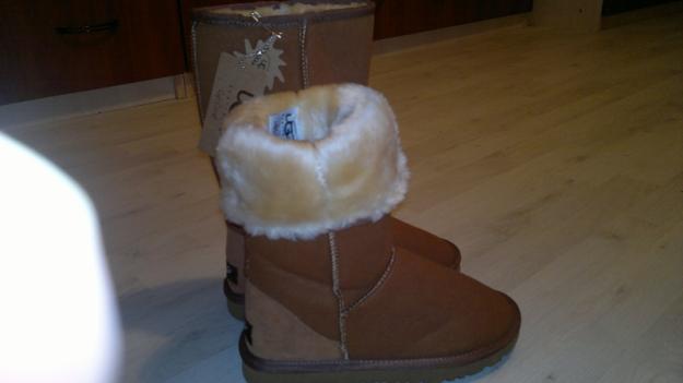 CIZME UGG DE VANZARE - Pret | Preturi CIZME UGG DE VANZARE