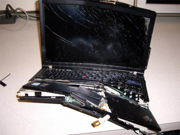 Cumpar laptop defect, stricat, nefunctional bucuresti - Pret | Preturi Cumpar laptop defect, stricat, nefunctional bucuresti