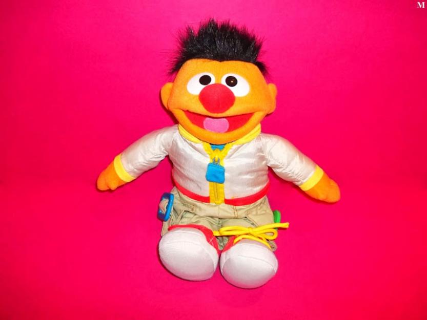 jucarii personaj din desene animate elmo din plus de la fisher price mattel cu functii - Pret | Preturi jucarii personaj din desene animate elmo din plus de la fisher price mattel cu functii