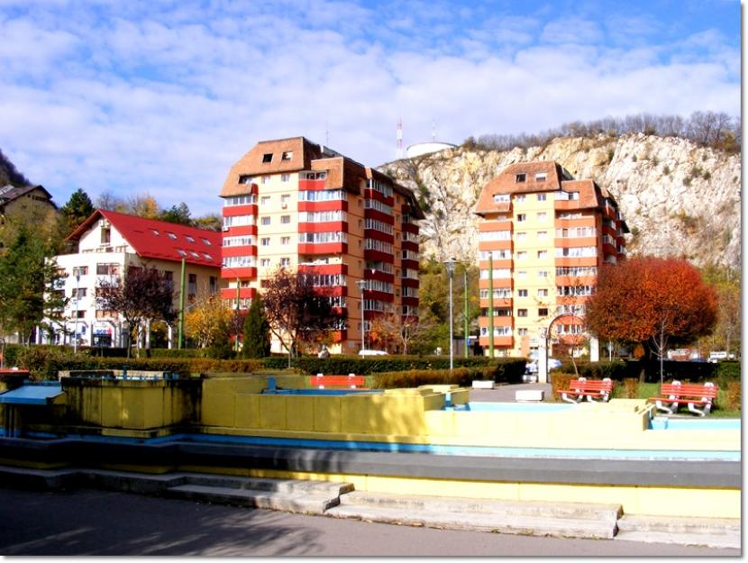 Racadau - Parcul Trandafirilor, apartament cu 3 camere. - Pret | Preturi Racadau - Parcul Trandafirilor, apartament cu 3 camere.