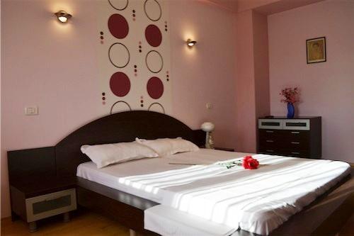 De inchiriat ieftin Apartament modern pret 299 Mamaia - Pret | Preturi De inchiriat ieftin Apartament modern pret 299 Mamaia