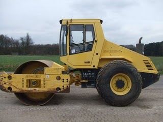 CILINDRU COMPACTOR SECOND HAND CILINDRII COMPACTORI DE VANZARE CILINDRU COMPACTOR BOMAG BW 211 D-3 10tone - Pret | Preturi CILINDRU COMPACTOR SECOND HAND CILINDRII COMPACTORI DE VANZARE CILINDRU COMPACTOR BOMAG BW 211 D-3 10tone