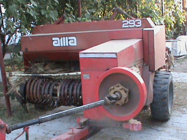 vand presa balotat, tractor 445 RO, cositoare,grebla, vaci etc... - Pret | Preturi vand presa balotat, tractor 445 RO, cositoare,grebla, vaci etc...