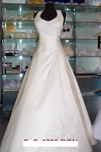 Rochie de mireasa la un pret foarte bun - Pret | Preturi Rochie de mireasa la un pret foarte bun