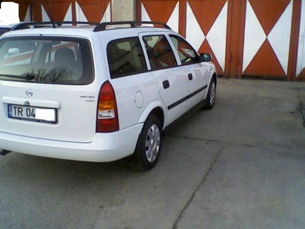 VAND OPEL ASTRA CARAVAN 1,7 CDTI 2004 - Pret | Preturi VAND OPEL ASTRA CARAVAN 1,7 CDTI 2004