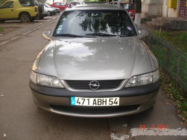 vand opel vectra caravan an fab. 1998 - Pret | Preturi vand opel vectra caravan an fab. 1998