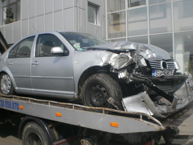 Vând sau dezmembrez VW Bora - Pret | Preturi Vând sau dezmembrez VW Bora