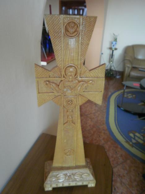 Sculptura Iisus pe cruce - Pret | Preturi Sculptura Iisus pe cruce