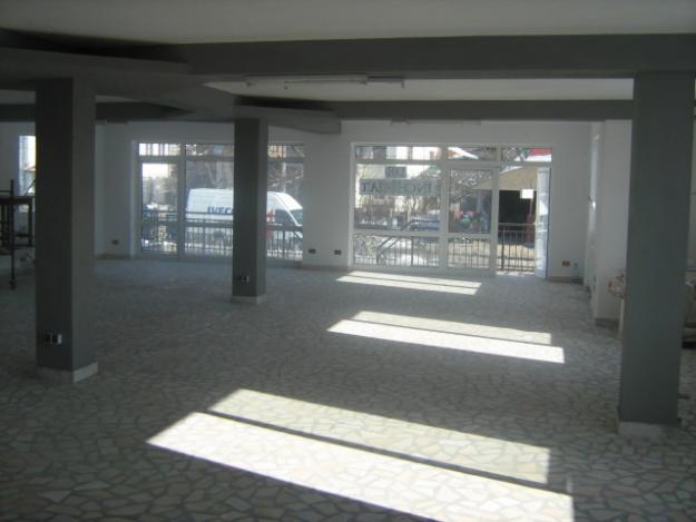 SPATIU COMERCIAL DE INCHIRIAT IN FATA LICEULUI VLAICU VODA IN APROPIEREA SCOLII GNERALE NR - Pret | Preturi SPATIU COMERCIAL DE INCHIRIAT IN FATA LICEULUI VLAICU VODA IN APROPIEREA SCOLII GNERALE NR