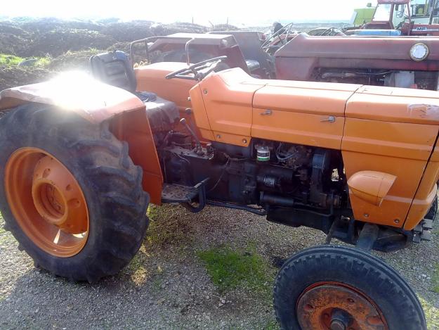 Vand tractor fiat 445 - Pret | Preturi Vand tractor fiat 445