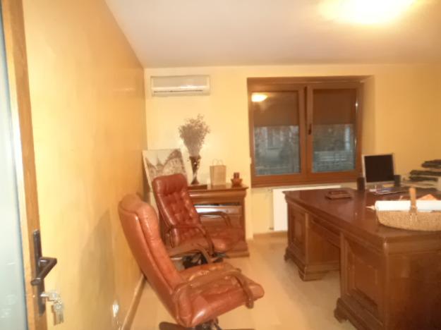 Apartament lux 3 camere, gradina, gratar, zona ultracentrala, 32000euro - Pret | Preturi Apartament lux 3 camere, gradina, gratar, zona ultracentrala, 32000euro