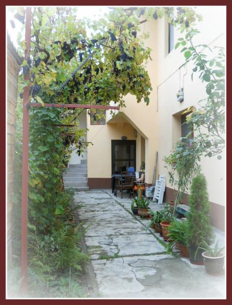 Apartament in casa, 3 camere, situat in apropierea strazii Nicopole - Pret | Preturi Apartament in casa, 3 camere, situat in apropierea strazii Nicopole