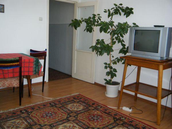 Garsoniera mobilata si utilata pret 85euro - Pret | Preturi Garsoniera mobilata si utilata pret 85euro